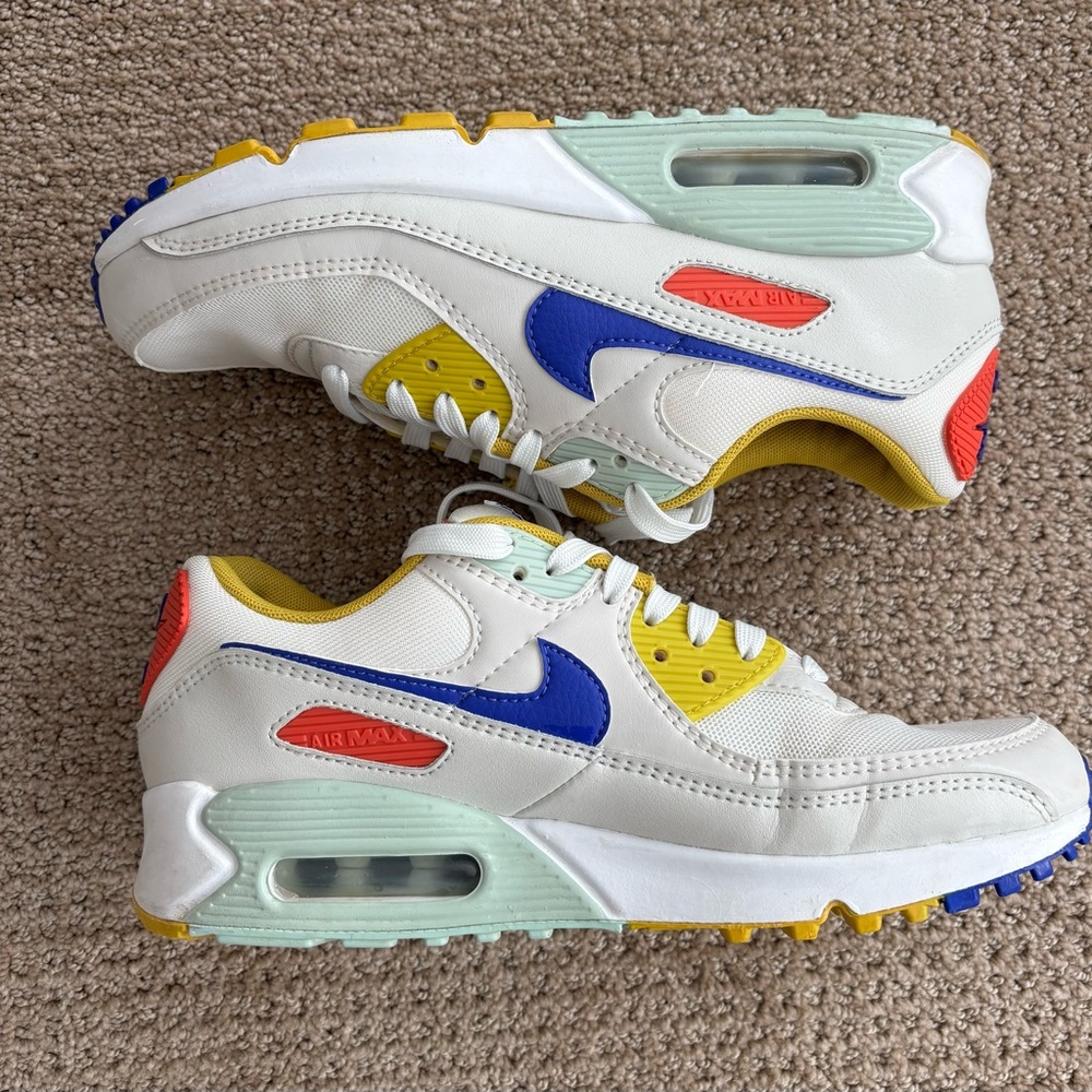 Nike Air Max 90 Summit White DA8726 100 Women’s Size 8